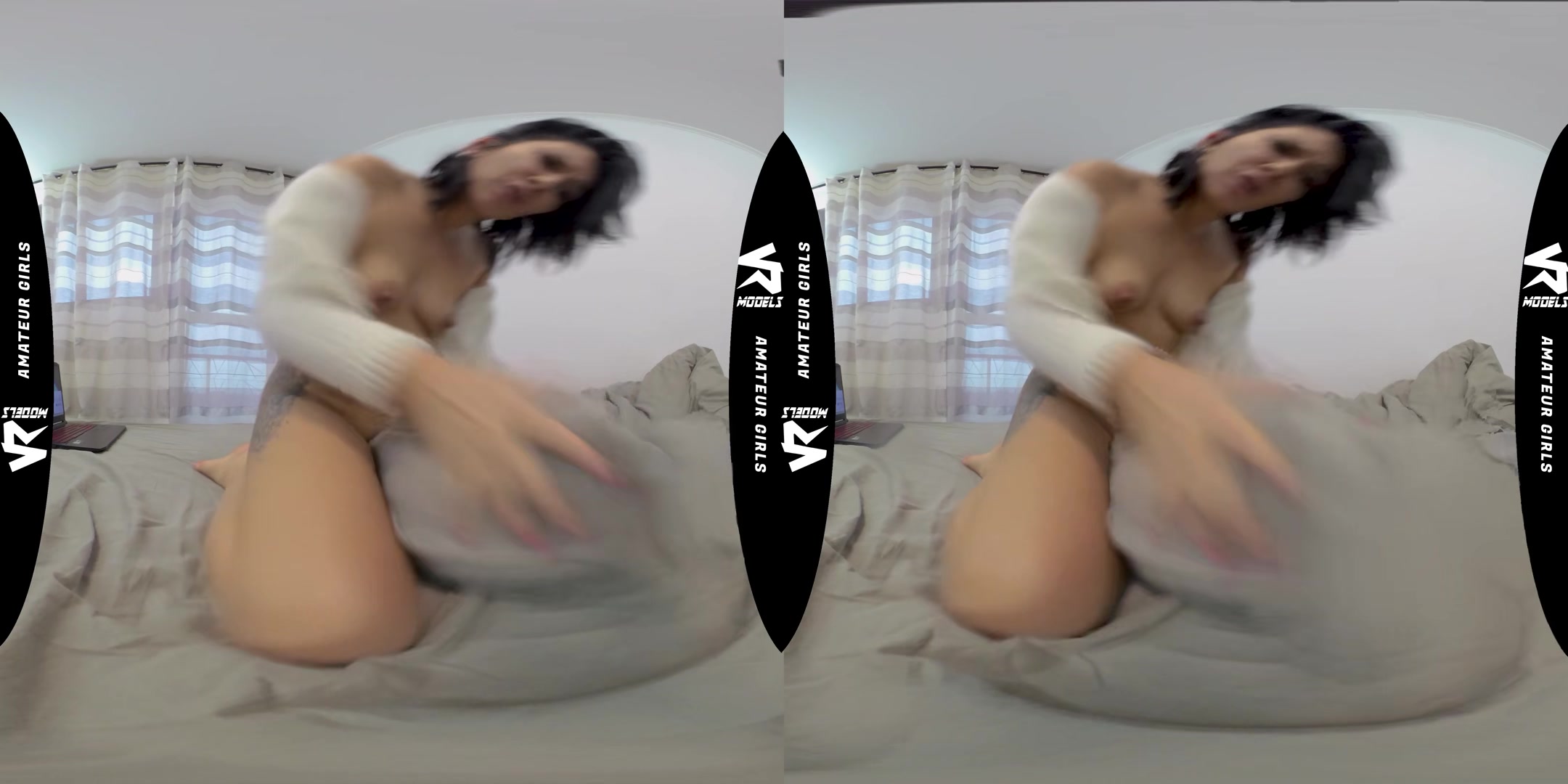 Ripped My Yoga Pants & Squirted All Over My Bed - VRVids