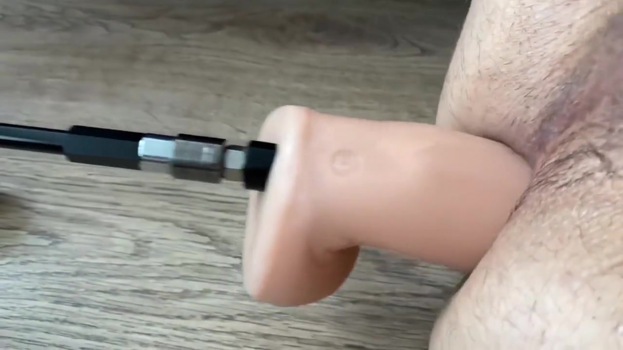 Cumshot While Assfucked By Machine
