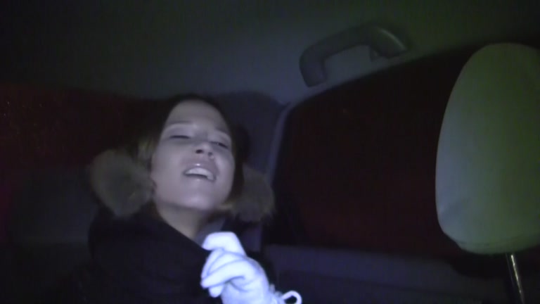 Hot pickup sex in the moving car