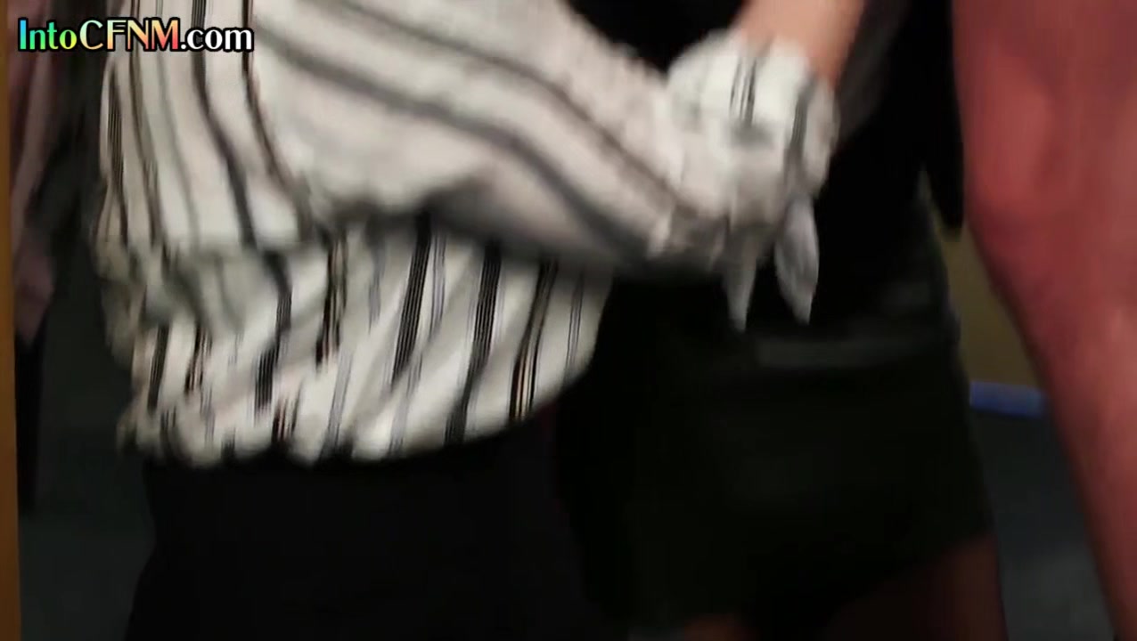 CFNM amateur femdom secretaries suck cock in threesome