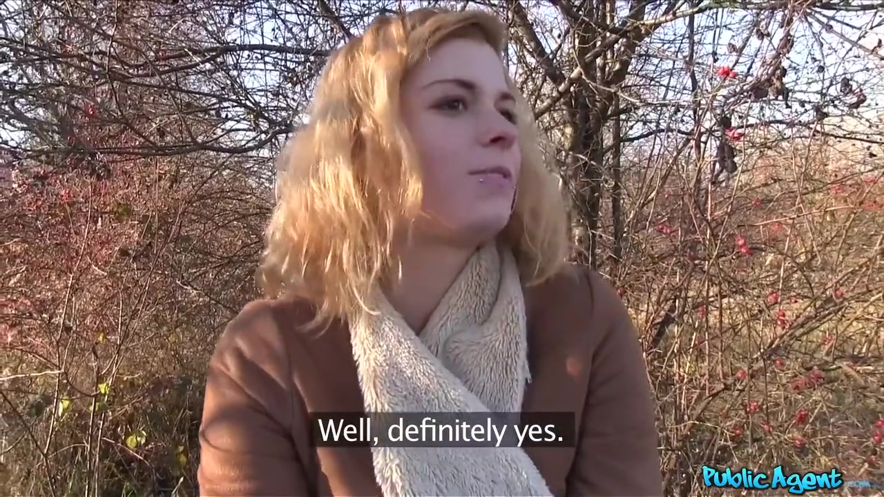 Grateful Babe Shows Her Gratidude With An Outdoor Blowjob And Fuck