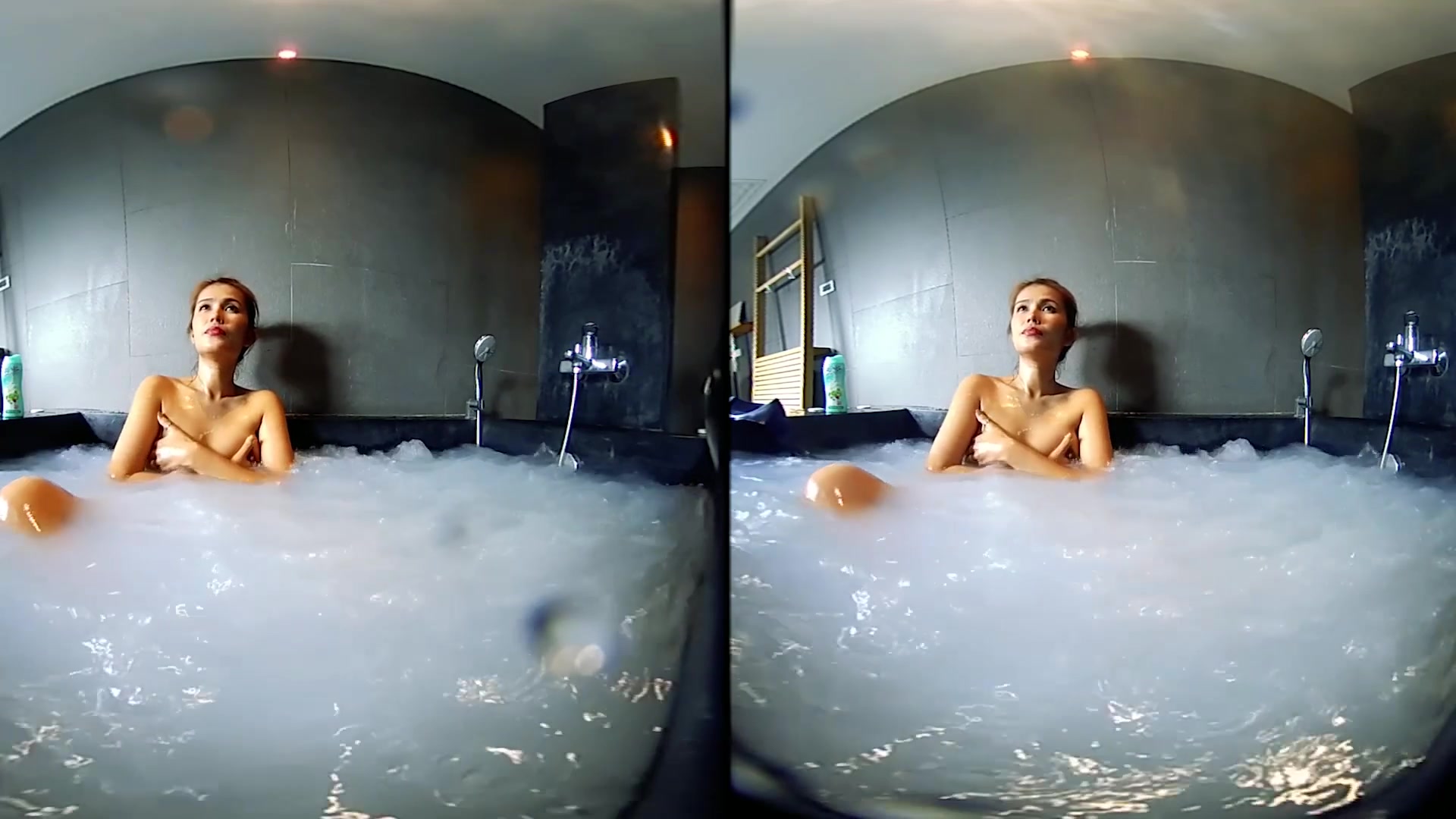 Wet Finger Games In The Whirlpool 3 - VRPussyVision