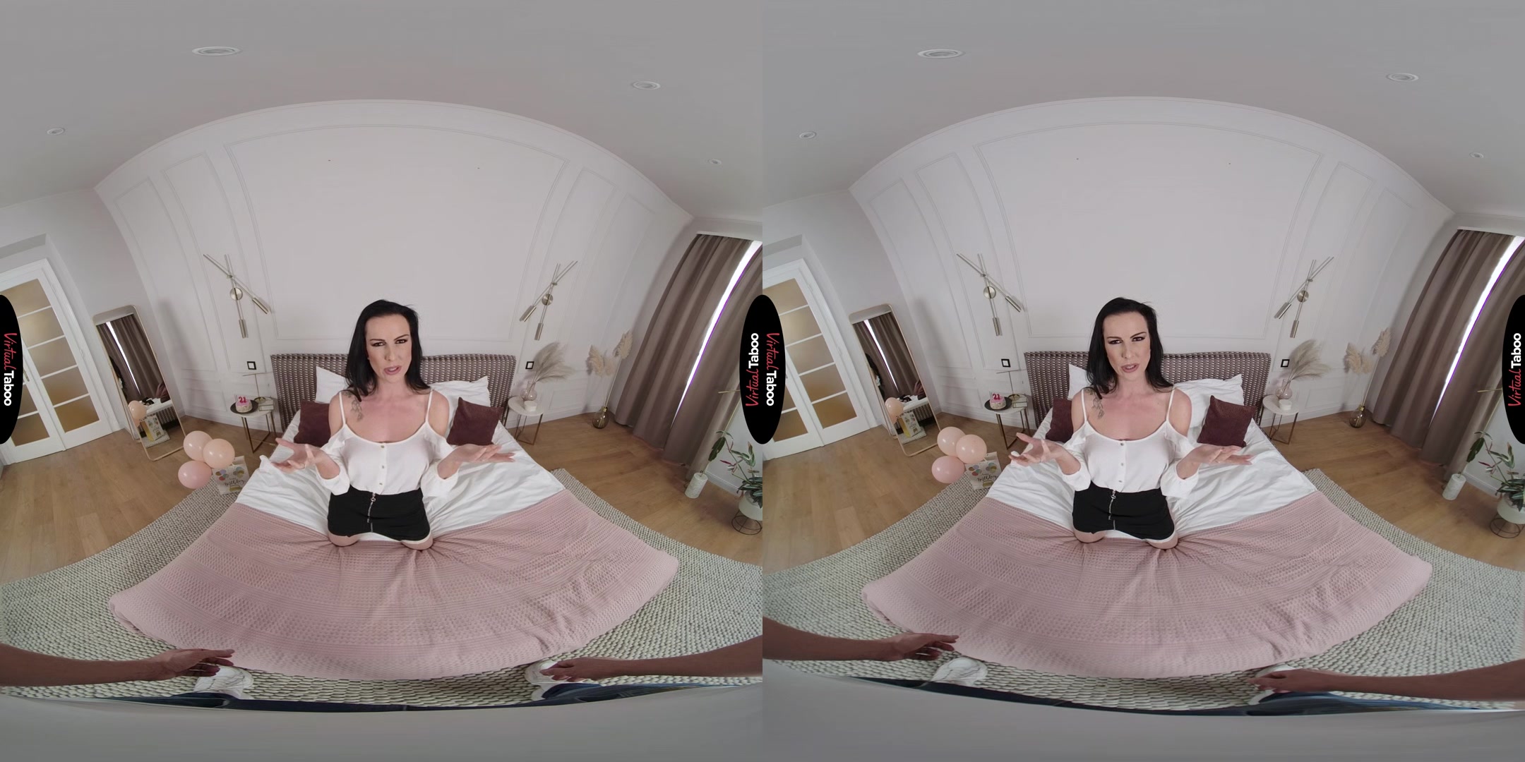 Texas Patti VR Porn: Ready For Your Present? - VirtualTaboo