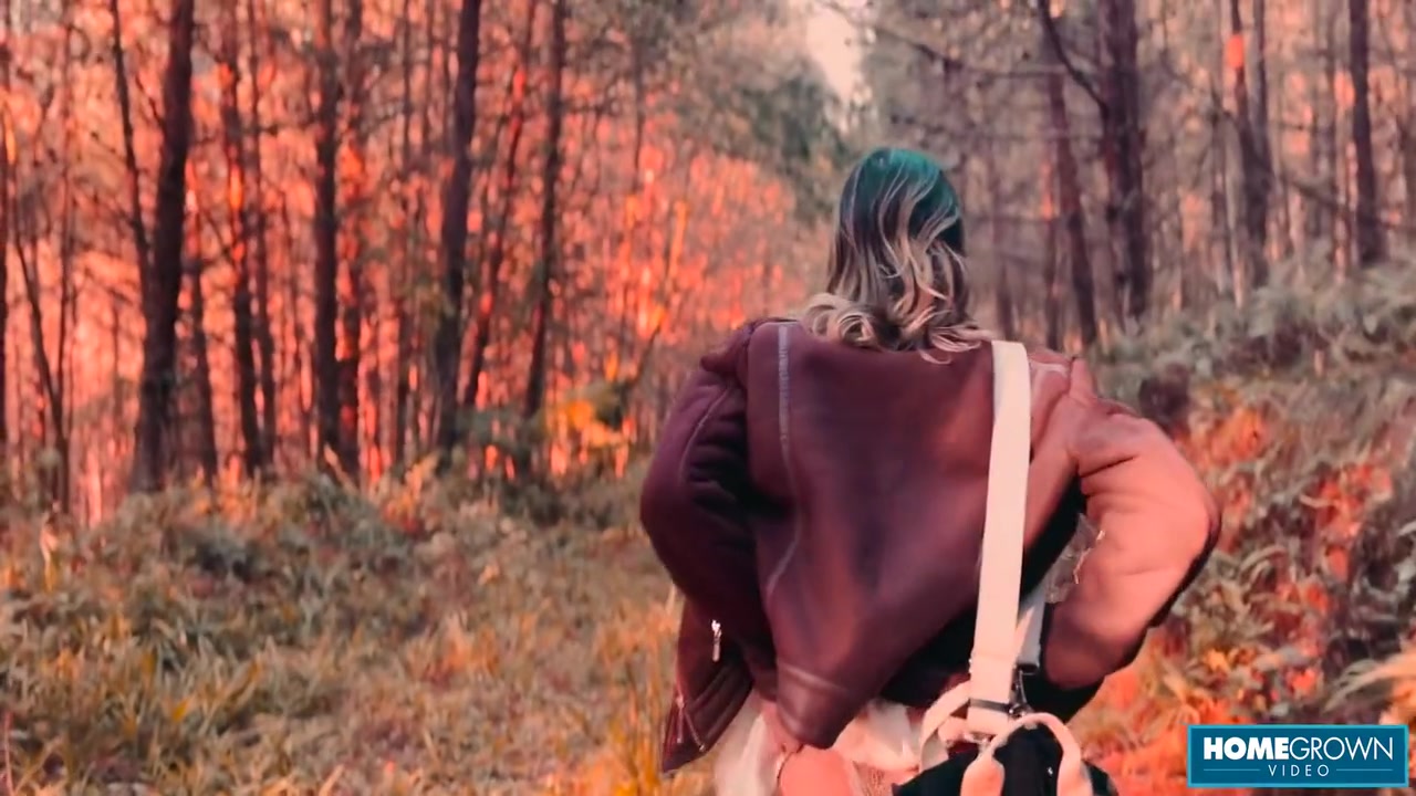 Scarlett Taylor And Stephan Rogers Cant Help Fucking Outdoors