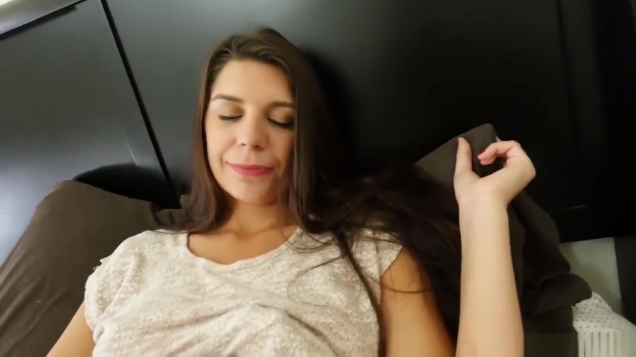 Comforting my stepsis with sex