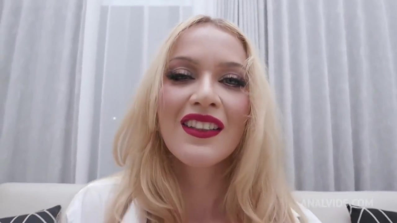 Larissa Leite - Cute Blonde Slut Fucked By 2 Horny Big Black Cocks With Dp
