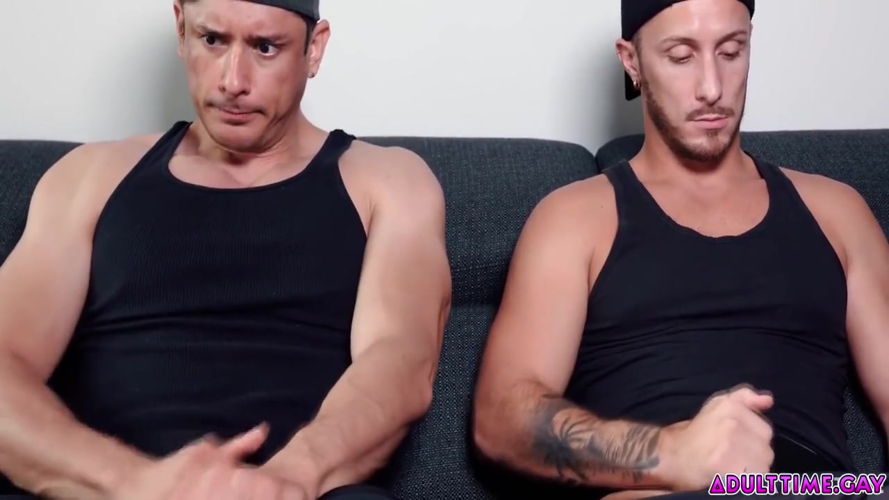 Quit Bitchin And Fuck Me, Dude! Two Straight Guys Want To Join A College Fraternity But Theyll Have To Make A Video Of Themselves Jerking Off Together! 6 Min - Gay Porn