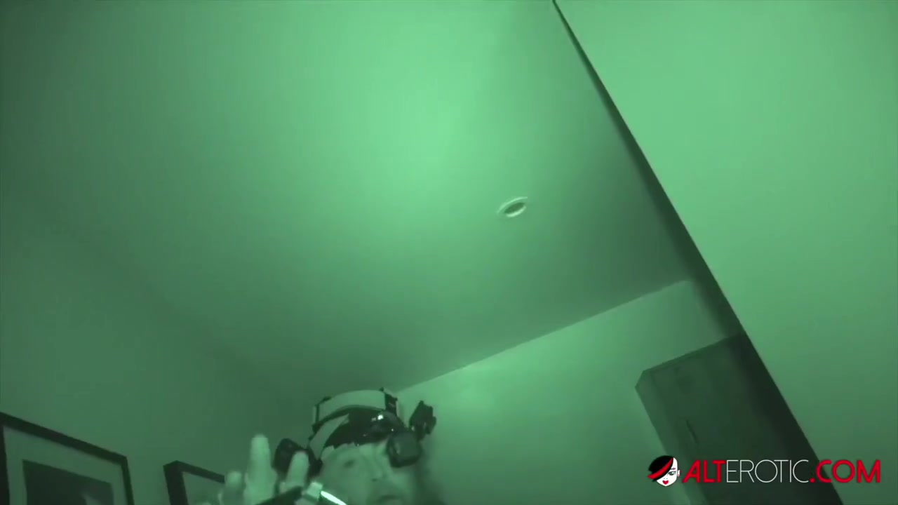 Kali Roses In Ho Hunters - Haunted Strip Club With