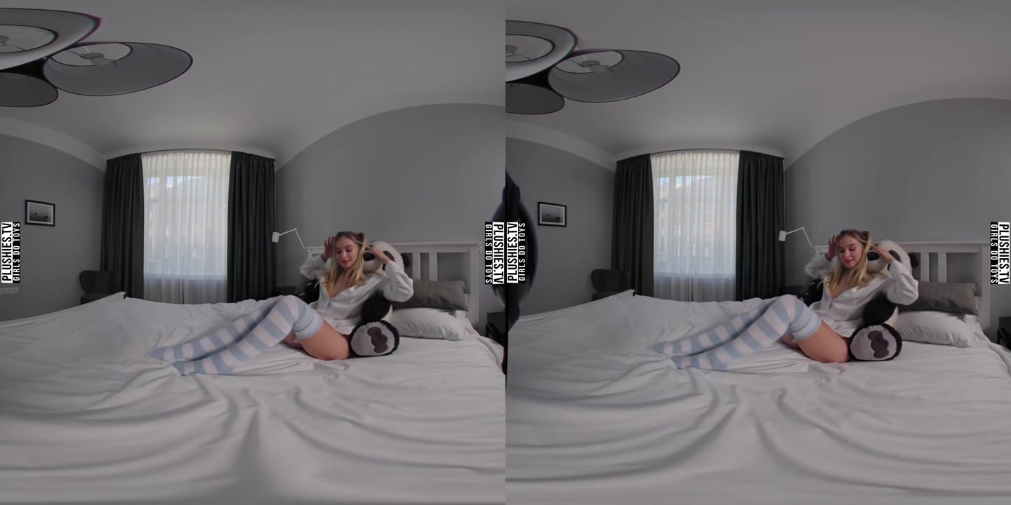 Stefani Kaleesy - New Boyfriend Panda Bear - PlushiesVR