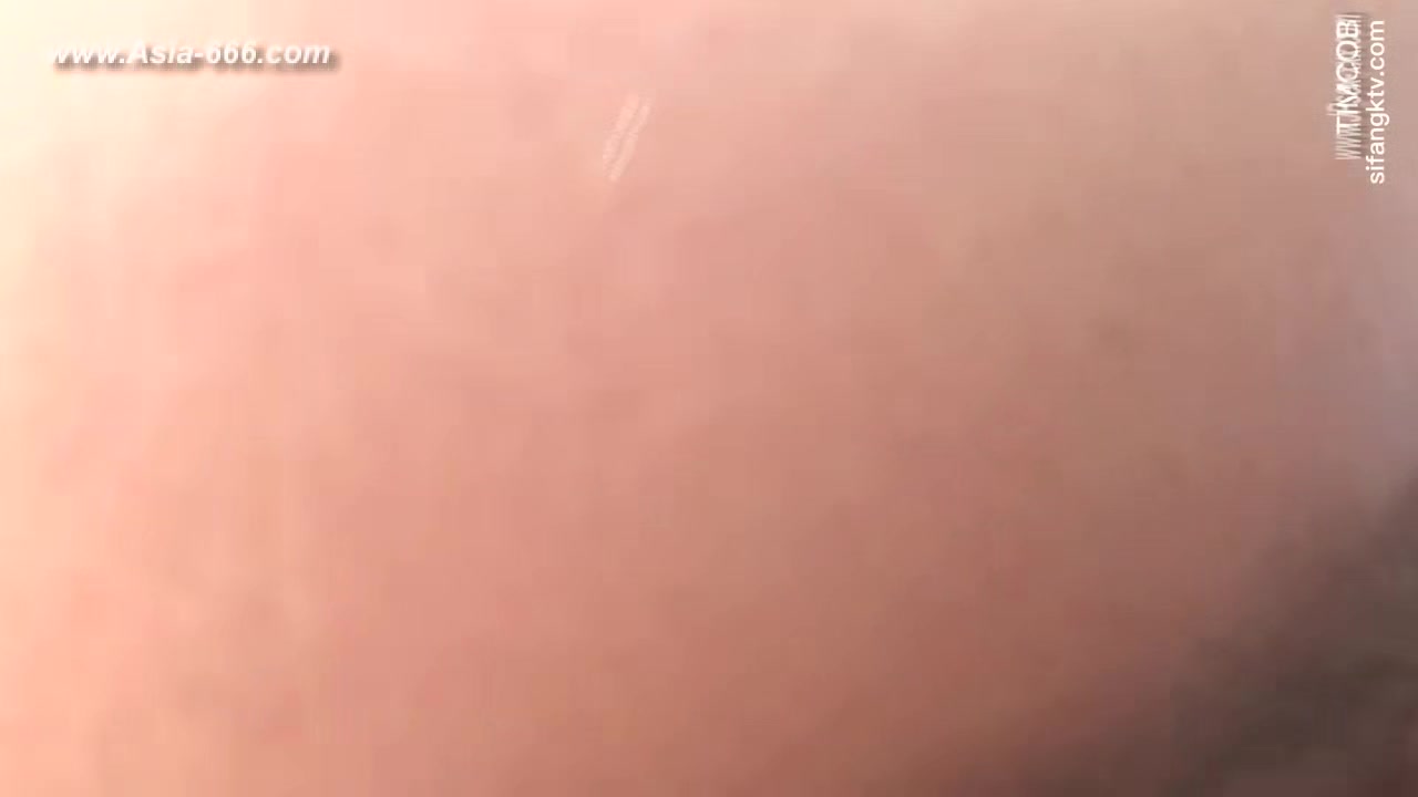peeping chinese amateur upskirt.111