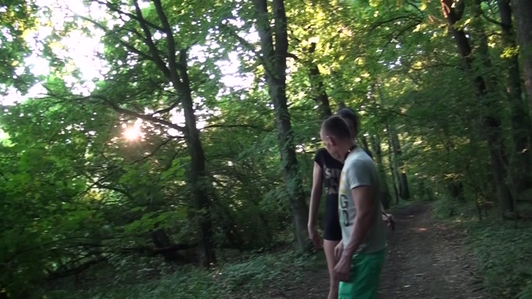 Married pair oral pleasure and sex games on the desolate path