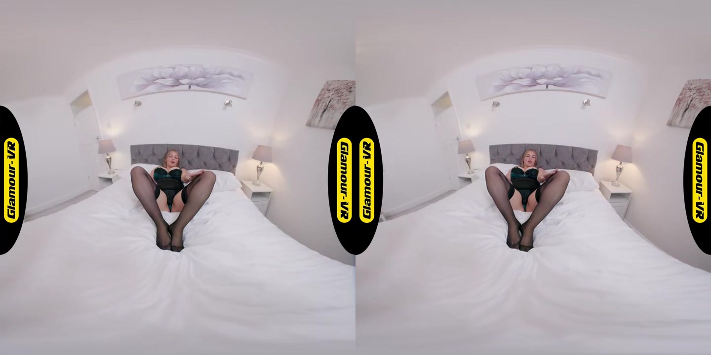 Siobhan Graves - Glamour-VR