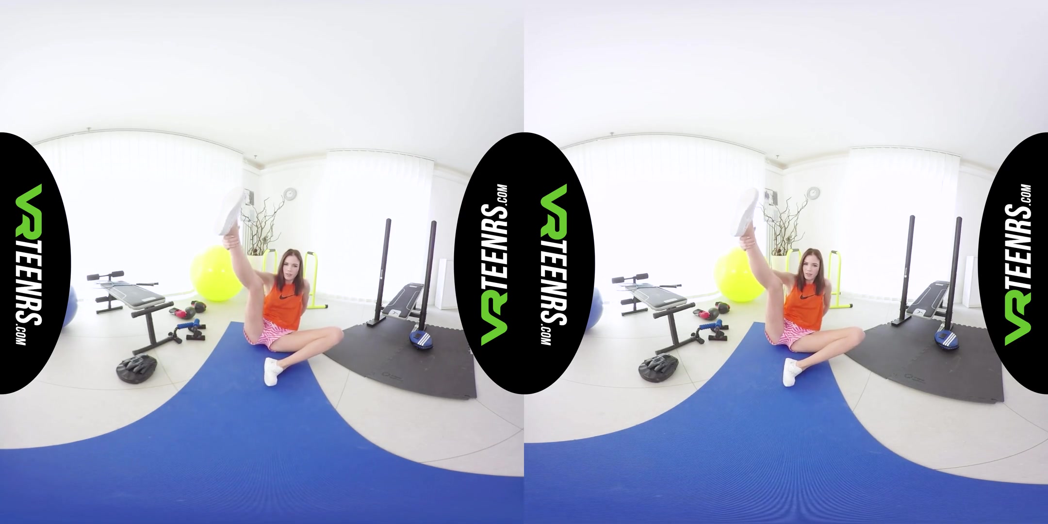 Lavana Lou in VR teen 18+ Masturbating In Gym Room - VRTeenrs