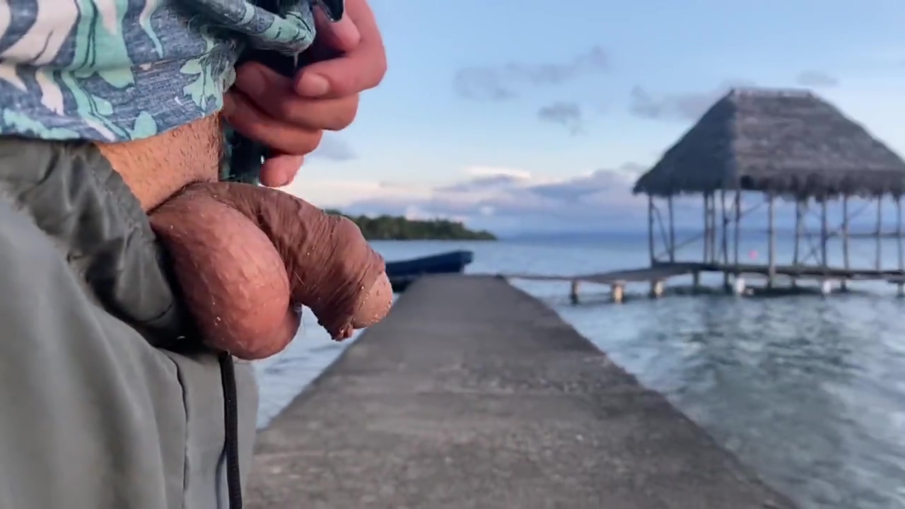4k 60 Fps Risque Testicles Exhibitionism With Masturbation At Panama Beach