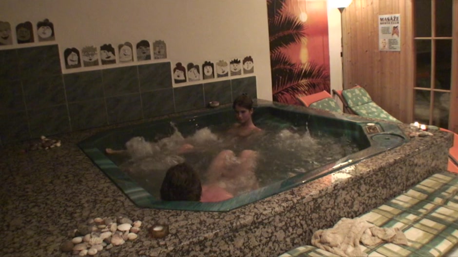 Nessa Devil in homemade video showing hardcore sex in a pool
