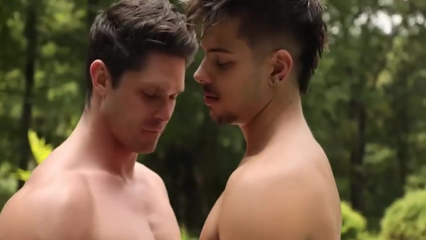 Hunk On Hunk Anal With Horny With And - Evan Knoxx And Devin Franco