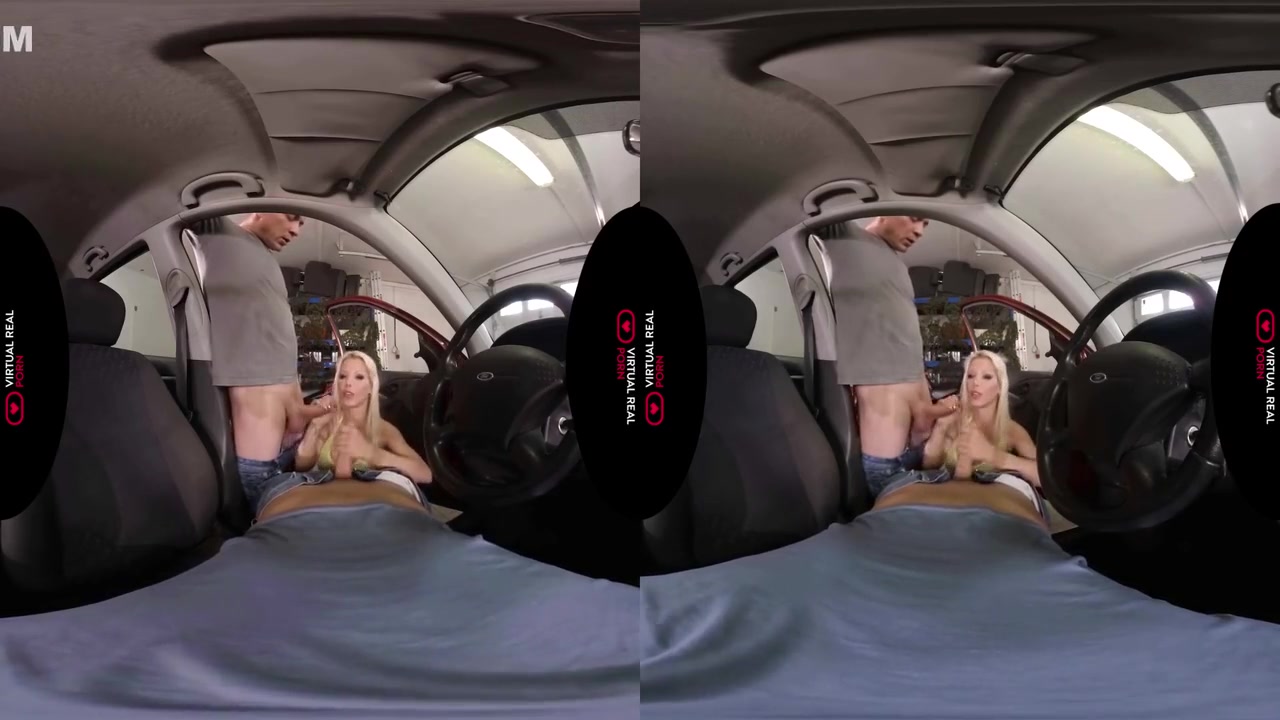 Virtual Reality In Fix My Car