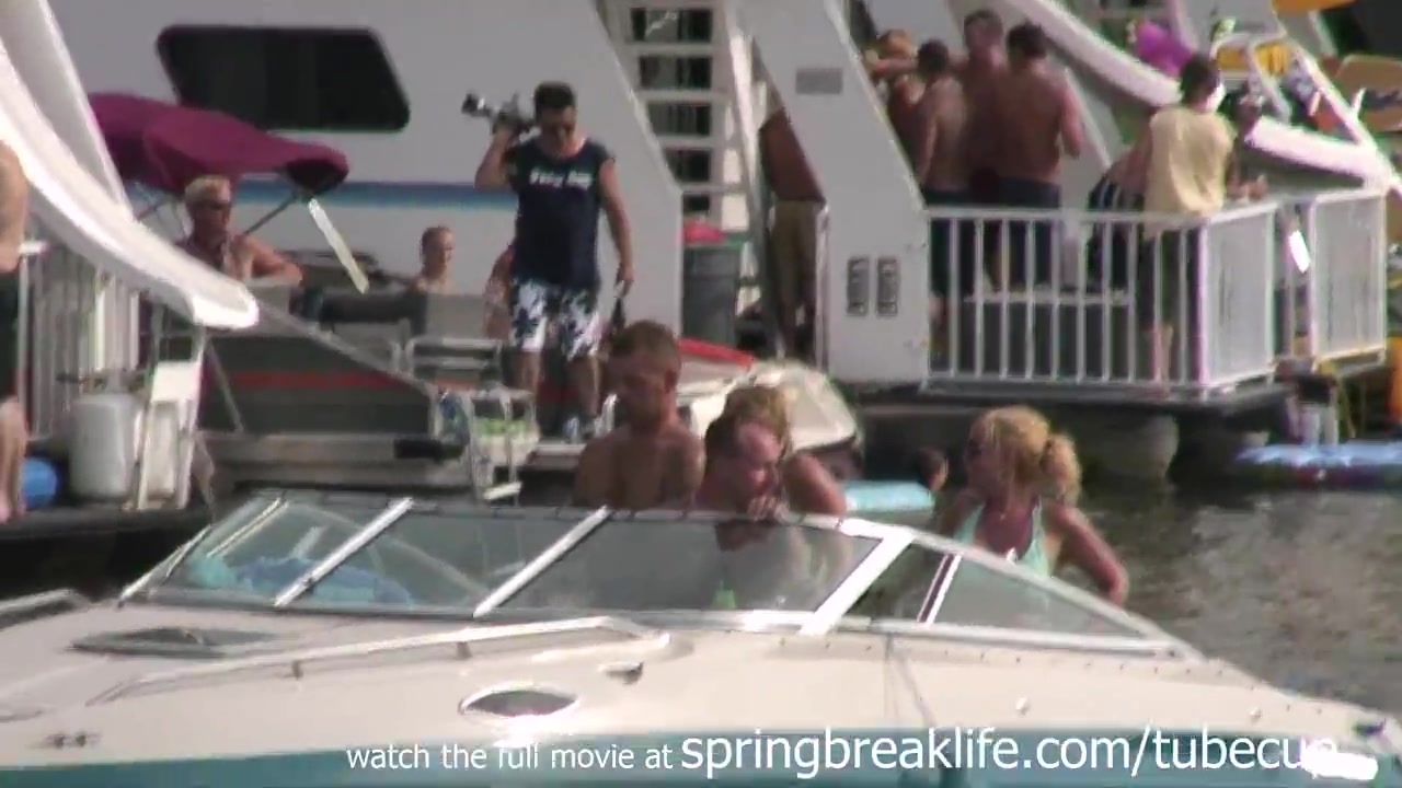 SpringBreakLife Video: Labor Day On The Lake