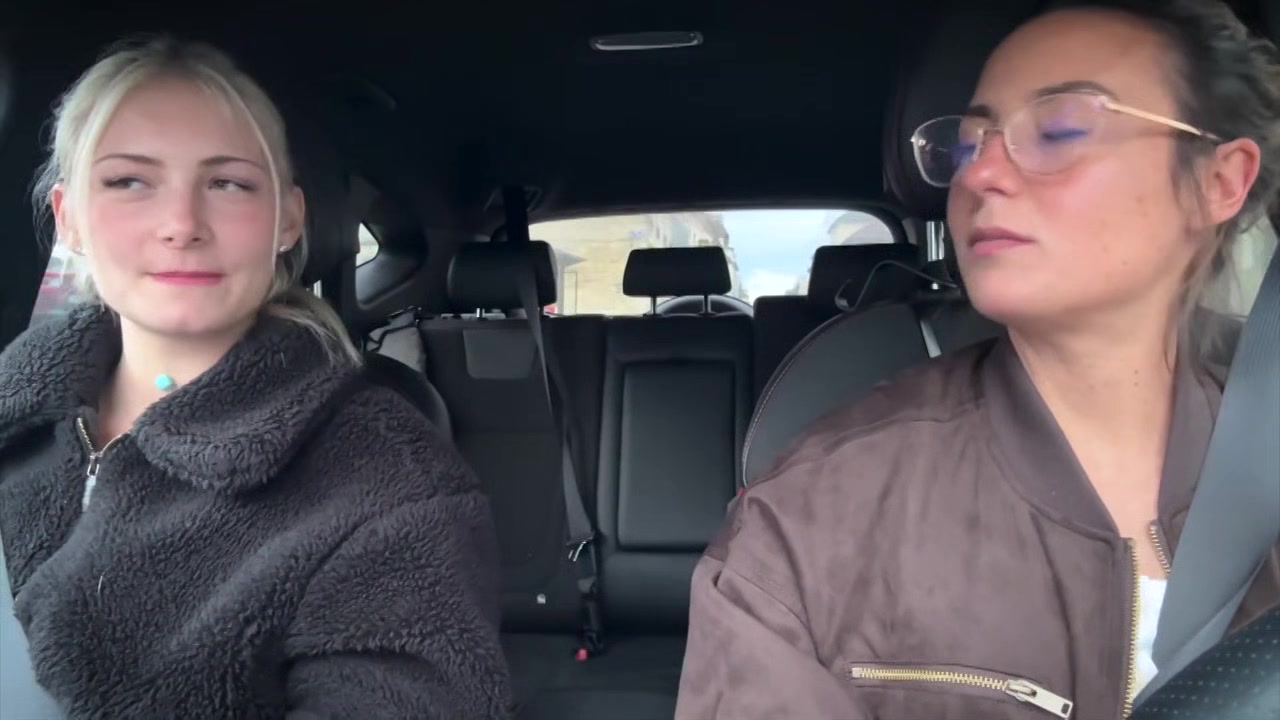 Alice and Ariana get fucked without limits! - Jacquie et Michel TV