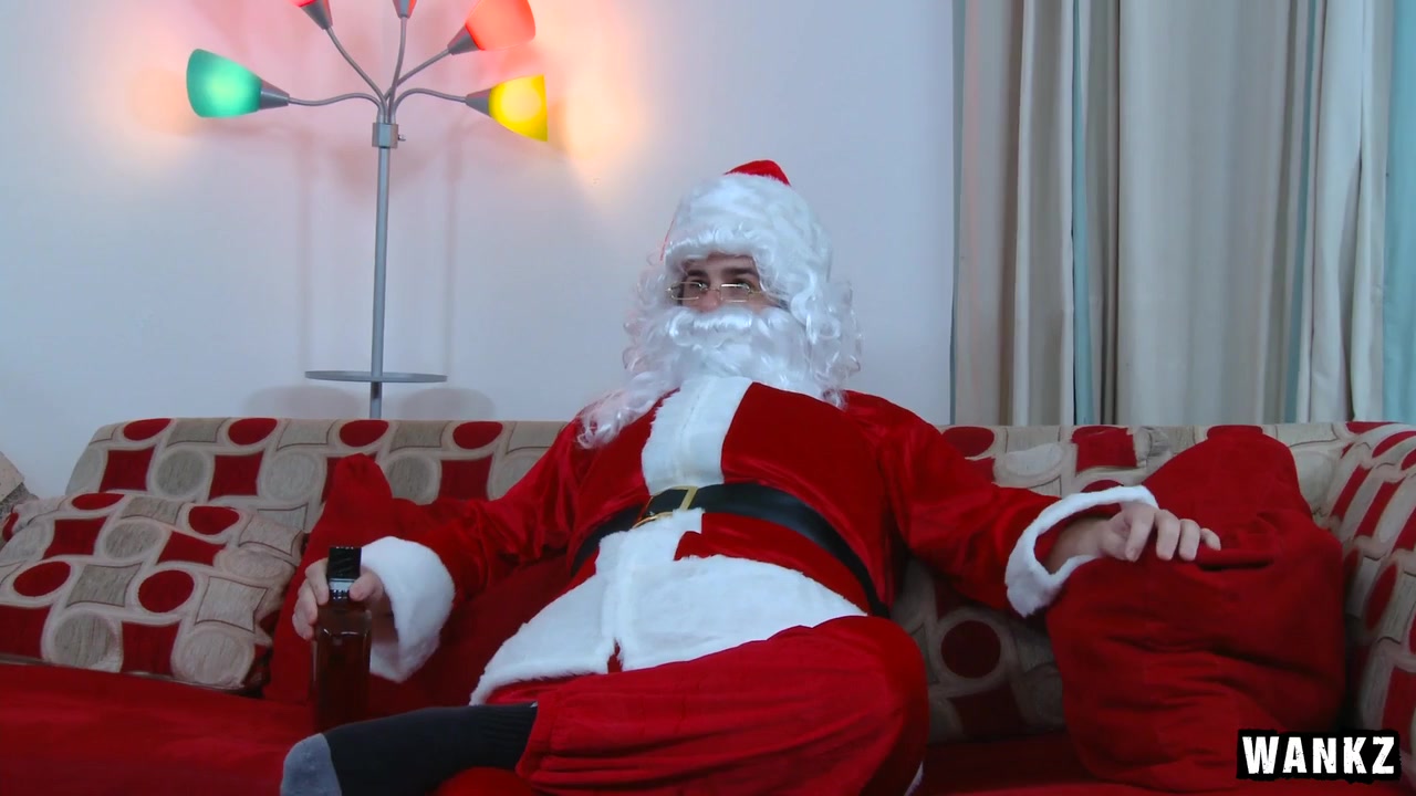Isis Love & Danny Wylde in Isis Love Gives Danny A Good Christmas Gift - BangMyStepmom