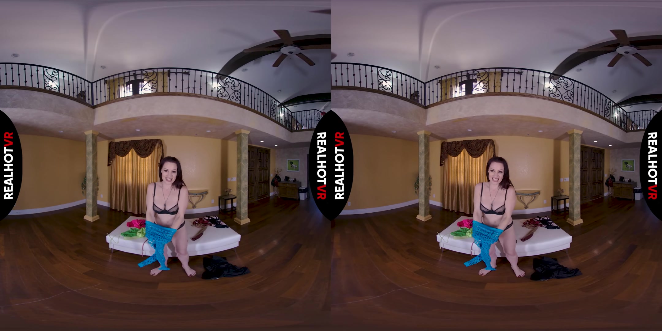 BTS - Jessica Ryan Nude Backstage Photoshoot - RealHotVR