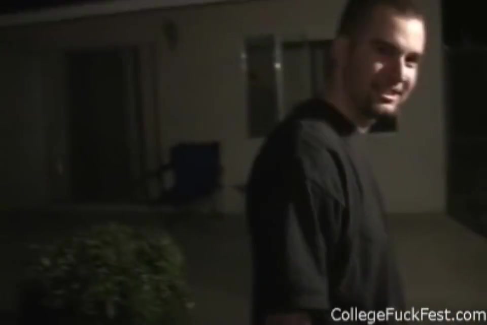 Horny Couple Get Away To Their Party To Do A Sex Scene 6 Min