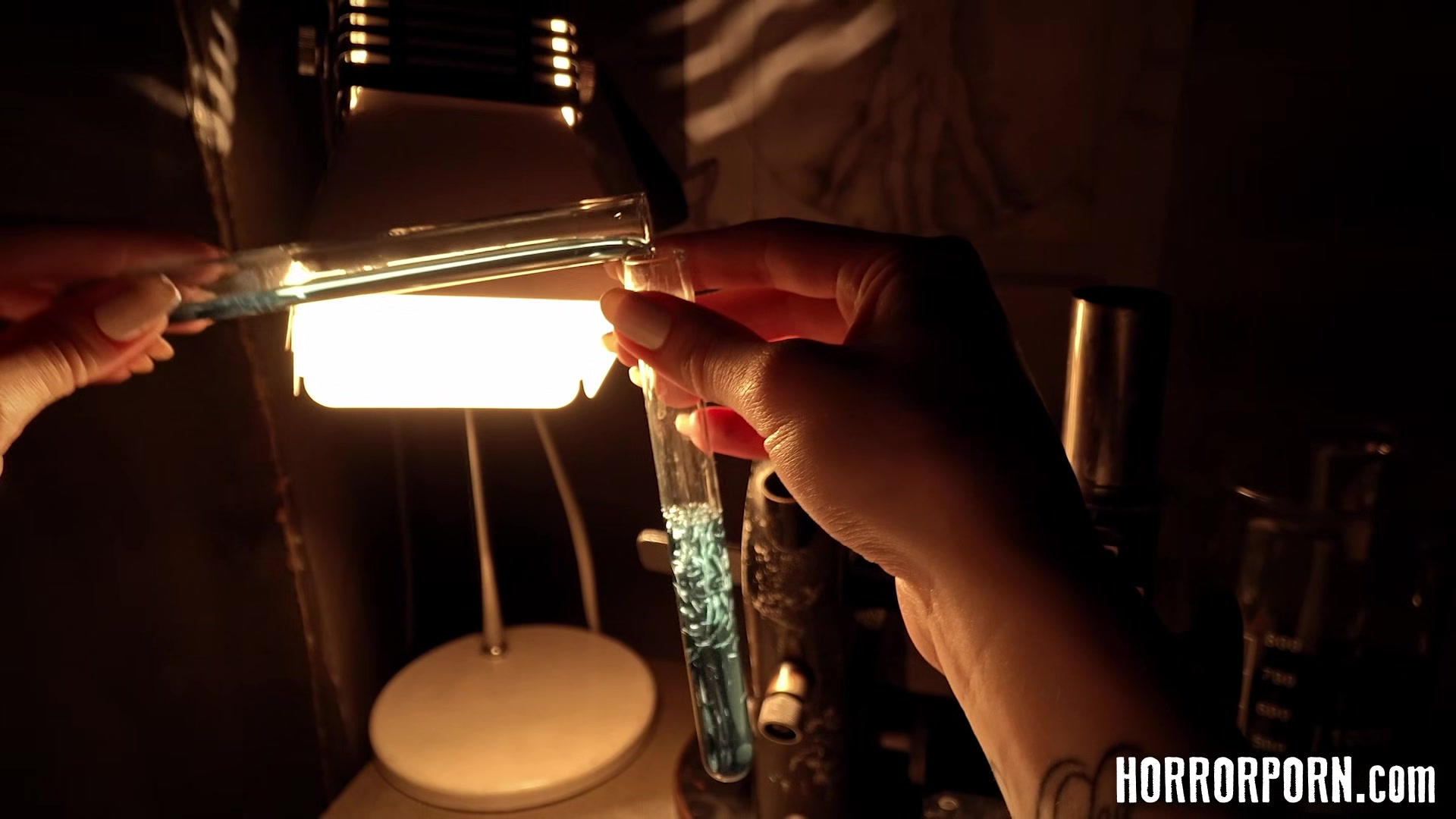 HORRORPORN The beautiful scientist fucked by a monster