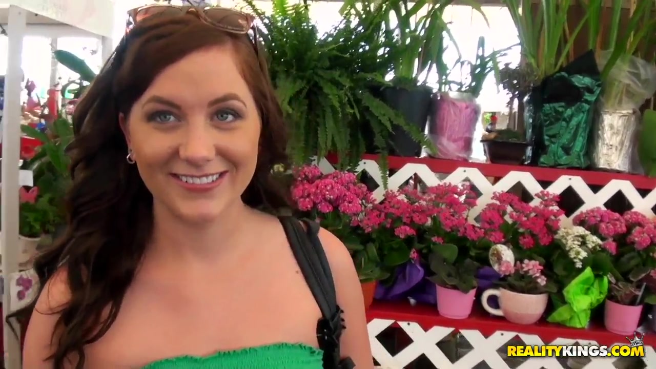 Bruno meets appetite Hayden Bell at the local flea market and invites her at his home