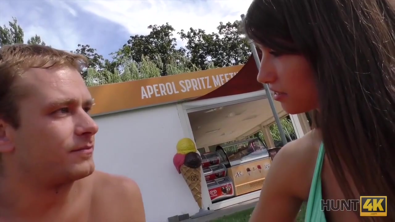 Big Amount Of Money Made Her Bf Change His Opin
