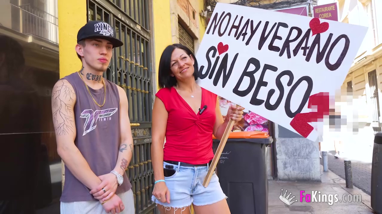 Sandra V - Picking Up Random Guys! Its Time For Kissing Sandra On The Street Again