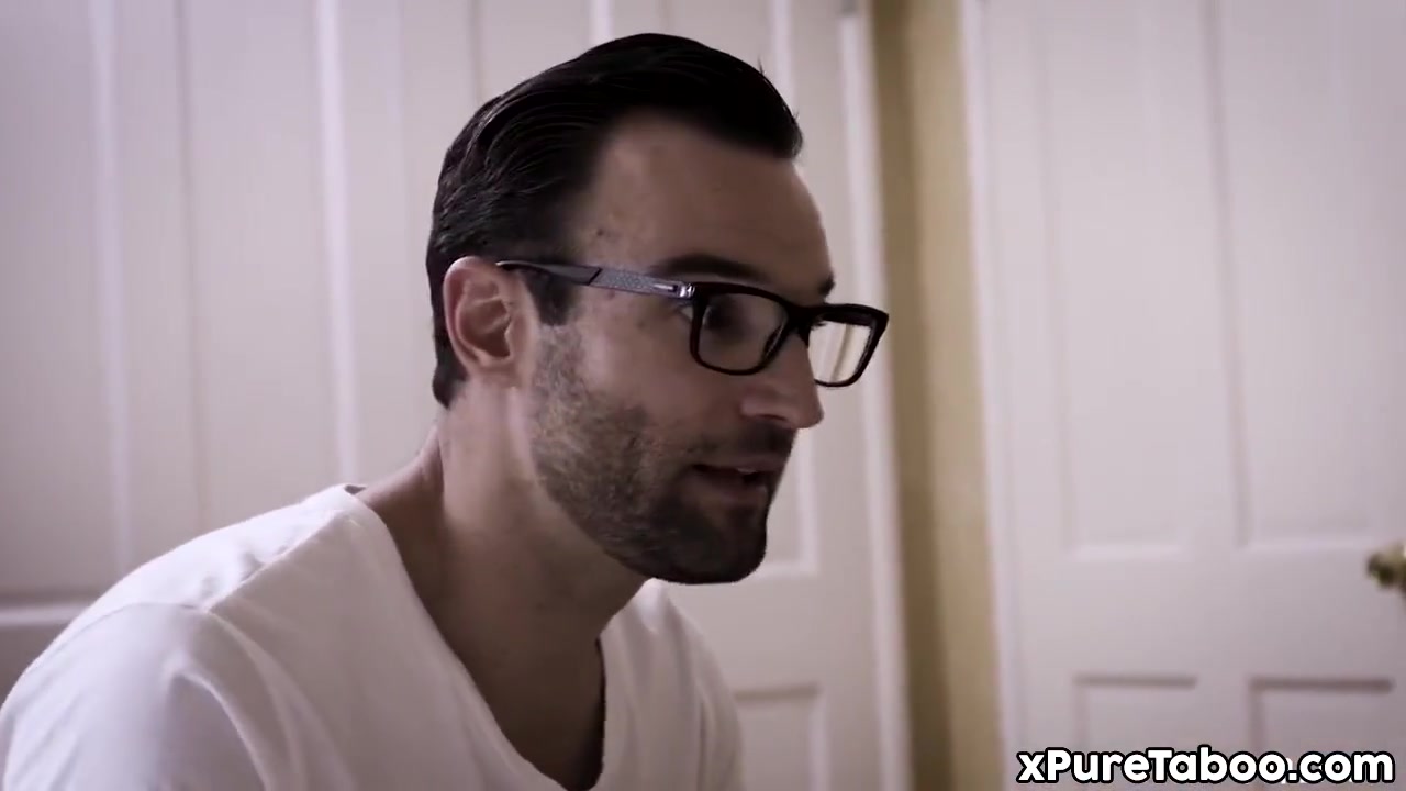 Madison Hart In Junkie teen 18+ Gets The Fix Of Her Life