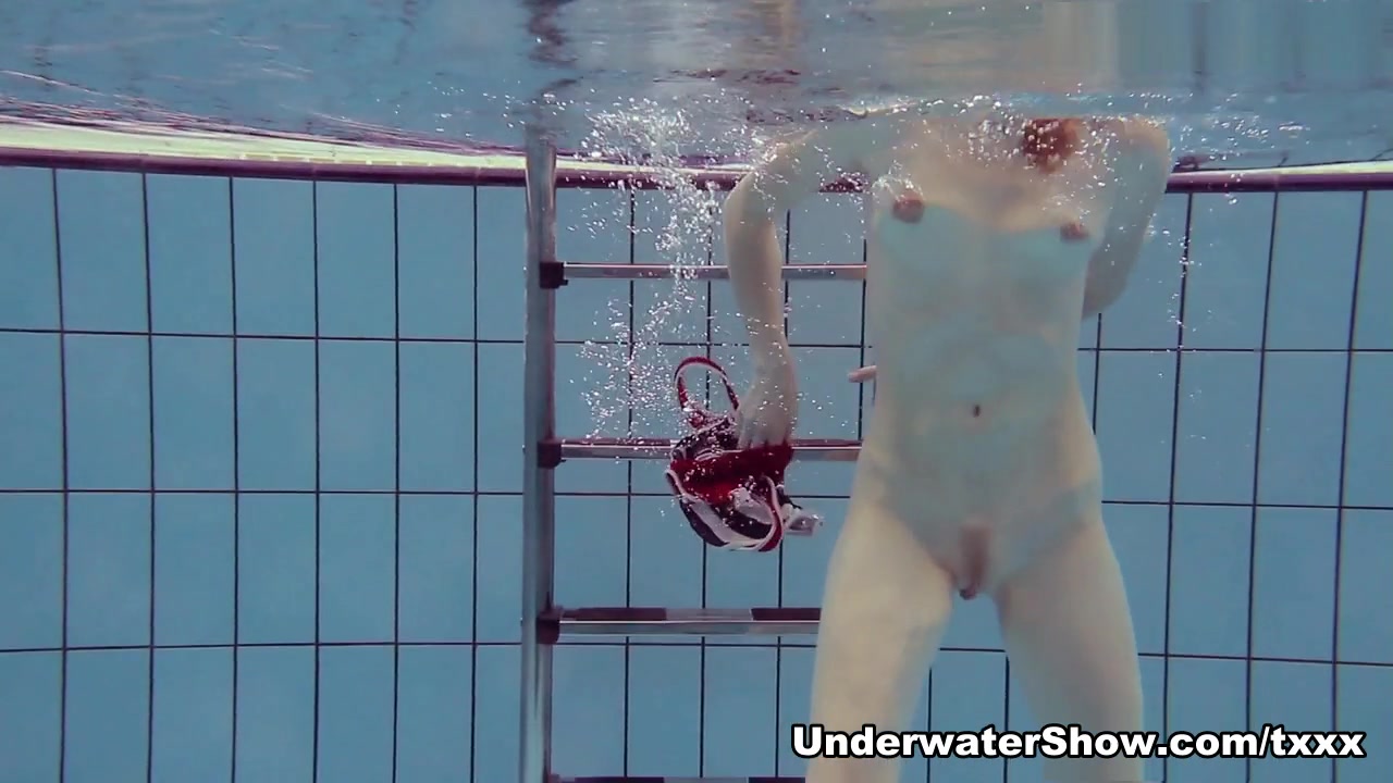 UnderwaterShow Video: Nastya