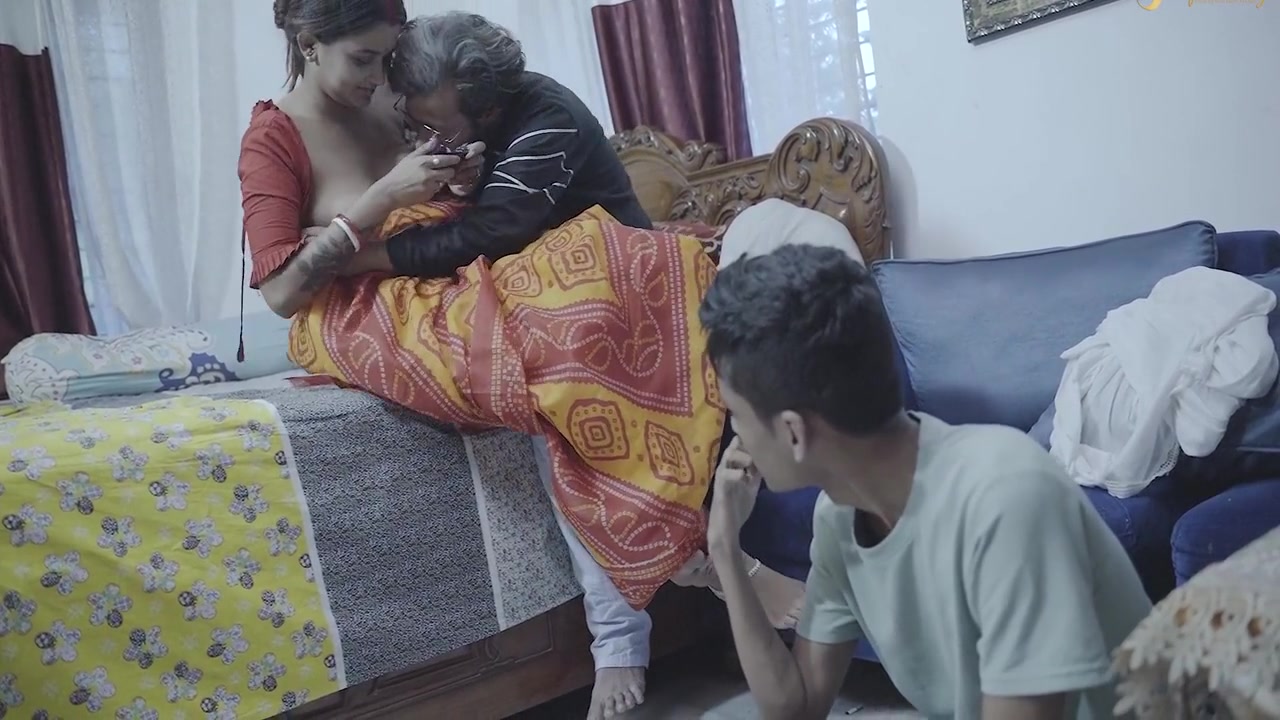 Sasur Ne Kiya Apne Bahu Ke Sath Chudai Chote Bete Ke Samne