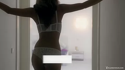 Fabulous pornstars Jennifer Vaughn, Cheyenne Cummings in Crazy Redhead, Babes sex movie