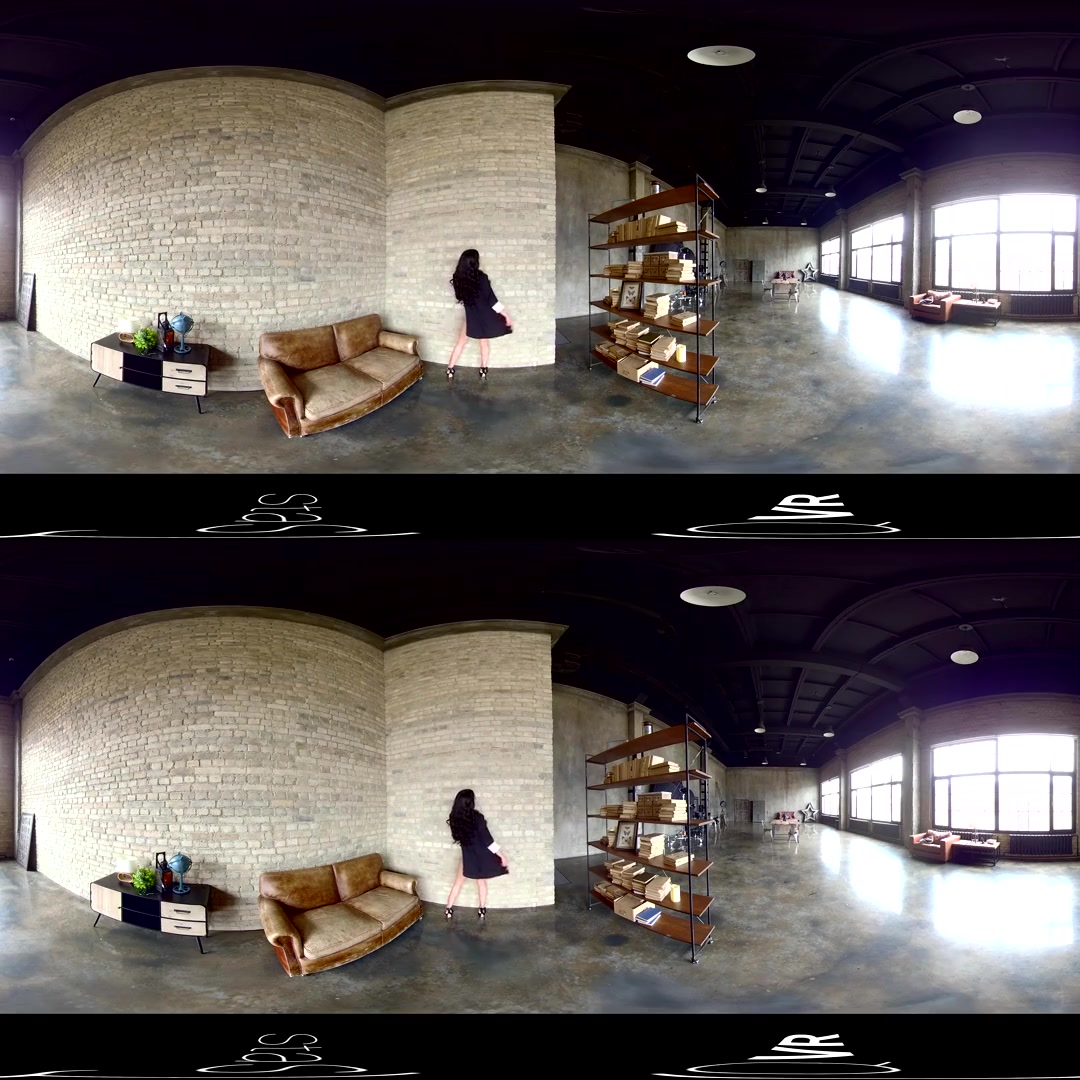 SilyQ in Burning by the Bookshelf - StasyQVR