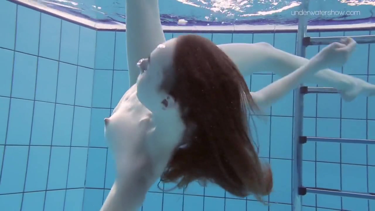 Hairy Pussy Swimming Naked With Anna Netrebko