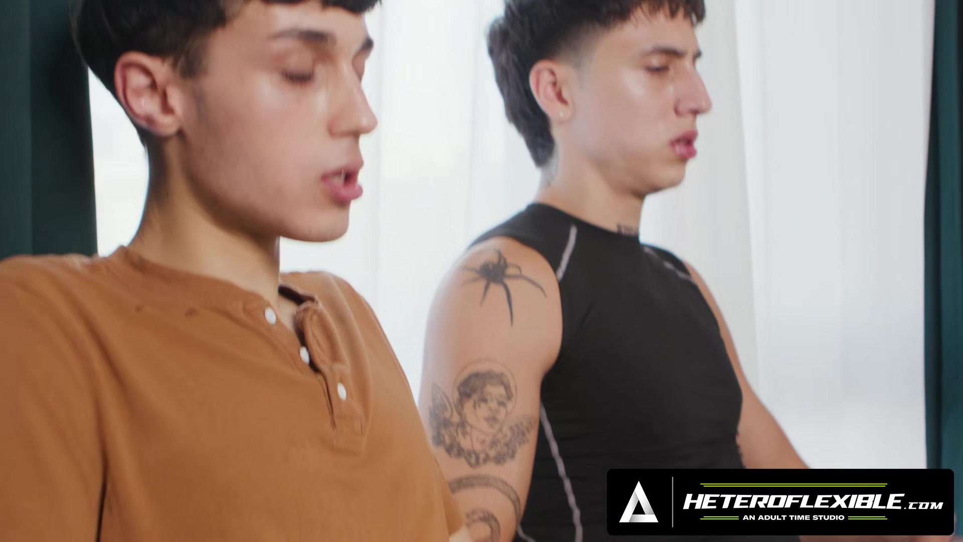 HETEROFLEXIBLE - Horny Buddies Angel Elias Dante Snoww Jerk Off Together To Dirty Chatbot