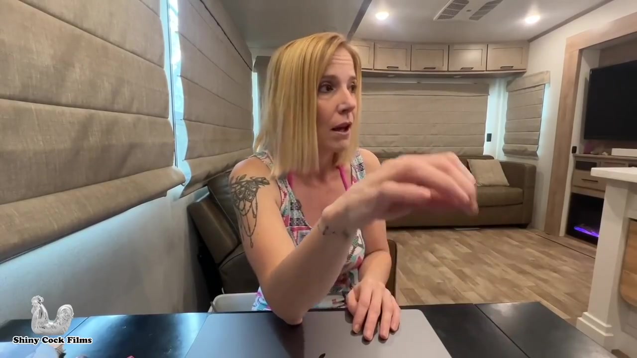 Jane Cane - My Stepmoms Vindictive Pregnancy Shiny Cock Films