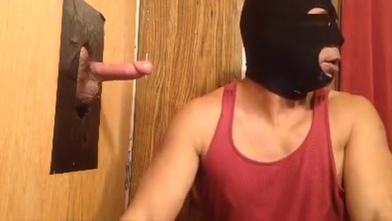 Sloppy Gloryhole Oral Creampie