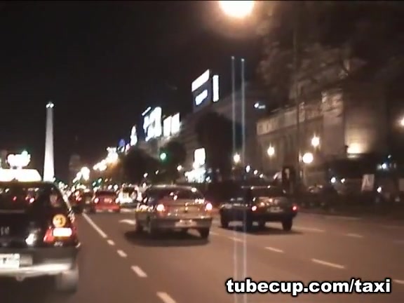 Amateur in taxi shoots rough back seat fuck