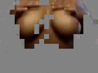 Japanese girl gives a first class lesson in self masturbation