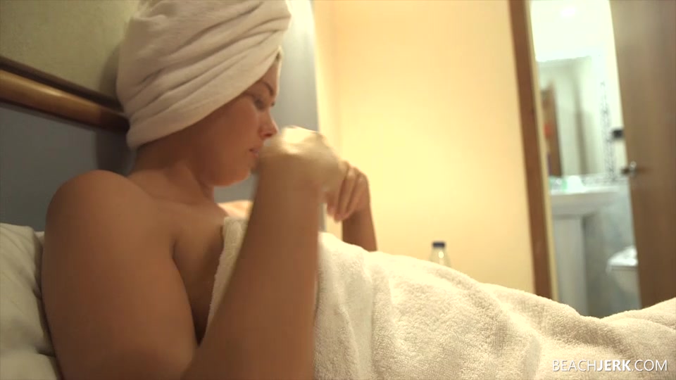 BTS: Boobs Out Chillin' - BeachJerk