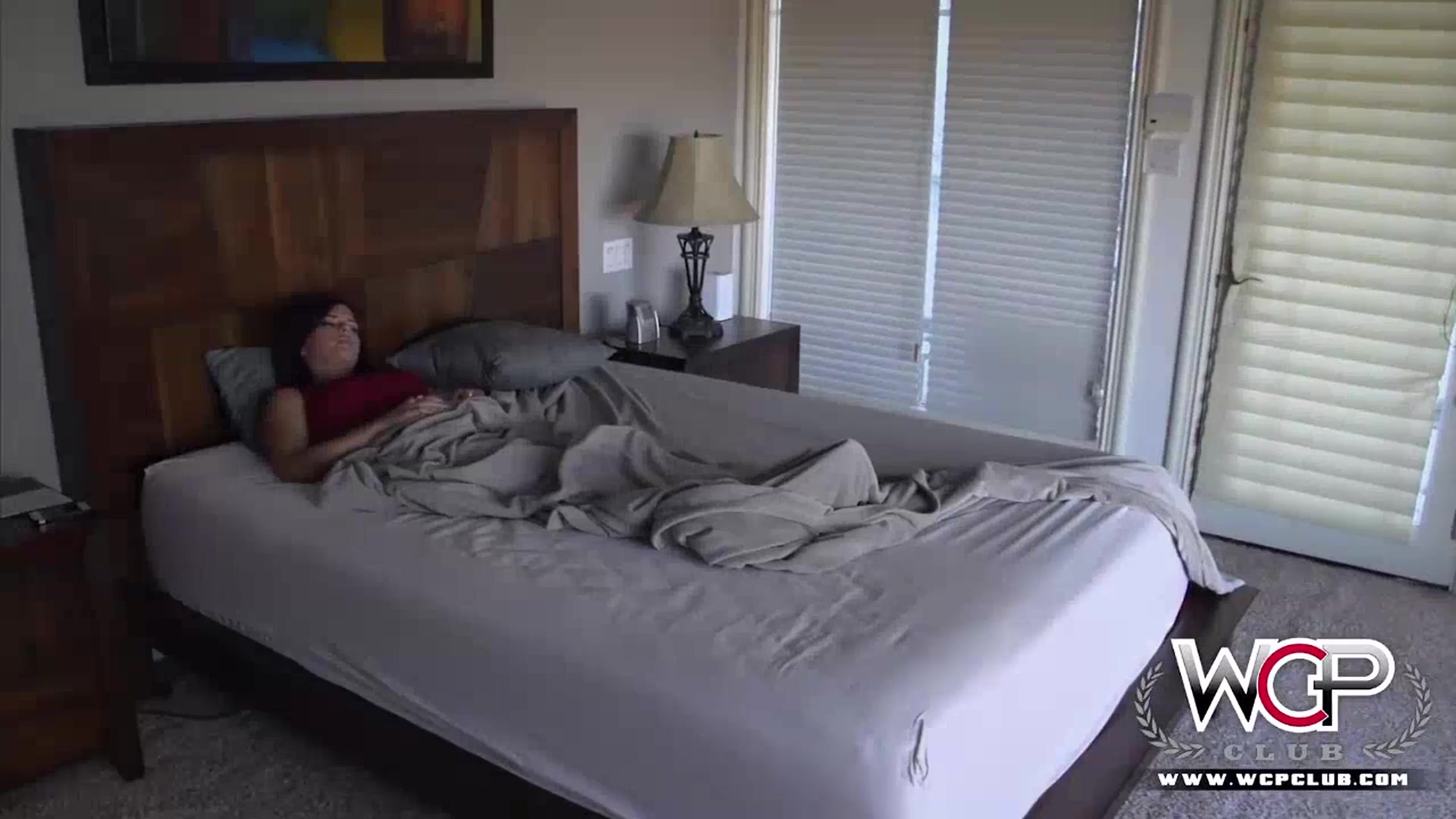Cute young Keisha Grey goes black