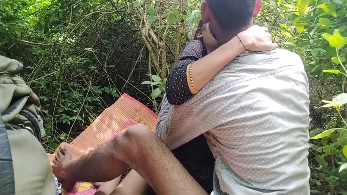 I Ripped Off My Girlfriends Tights And Fucked Her In The Woods
