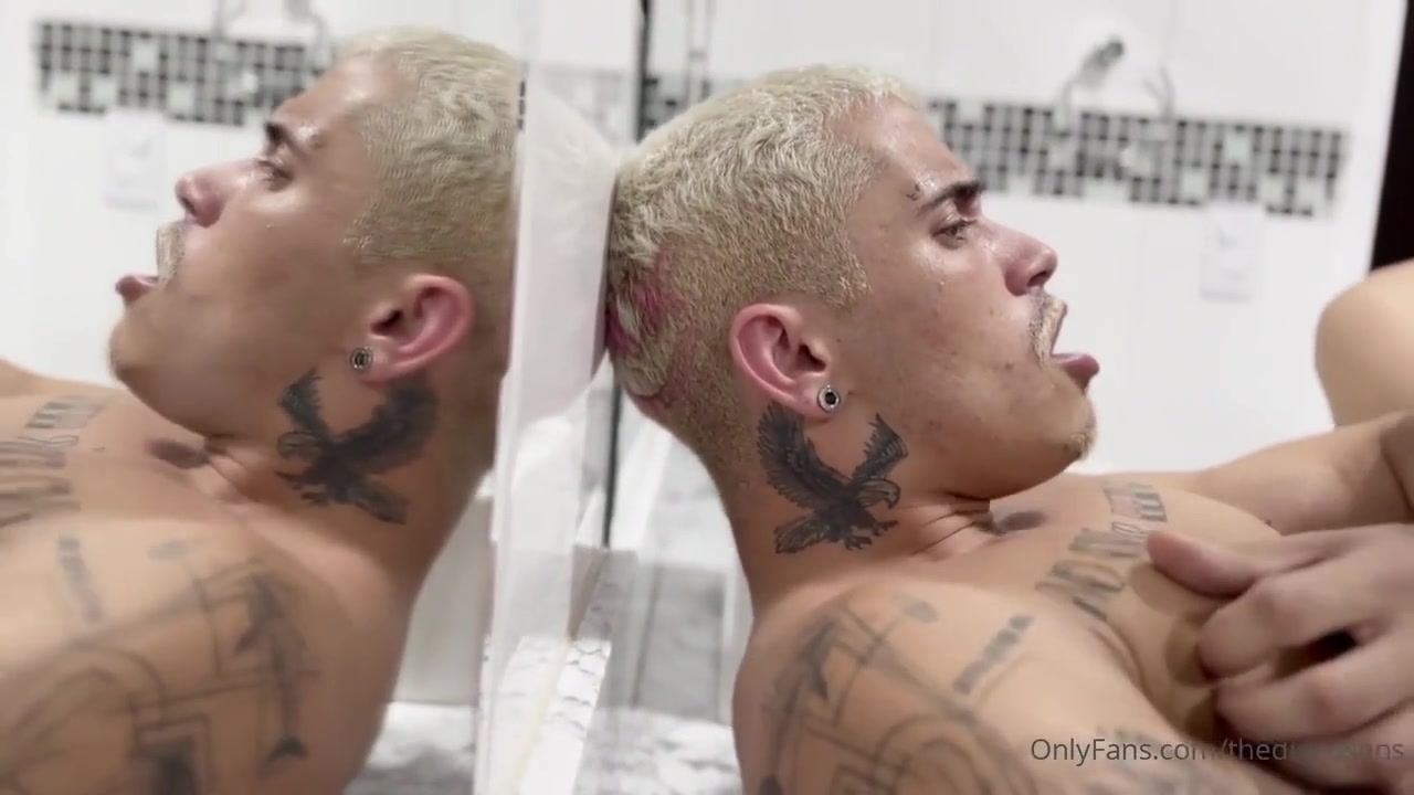 Diego Sans - Diegos Bathroom Fuck