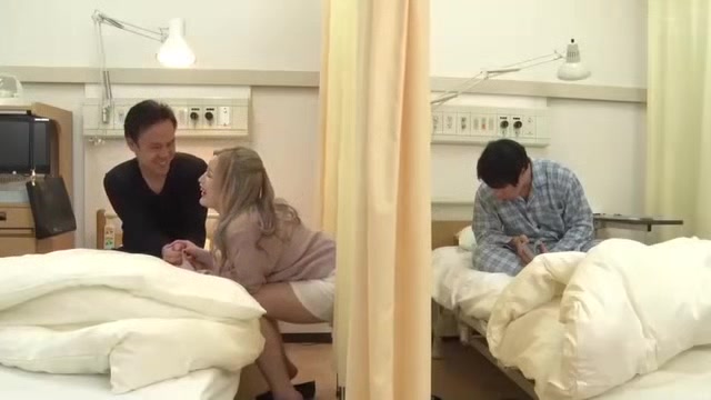 09196,A woman who is fucked and writhes in agony