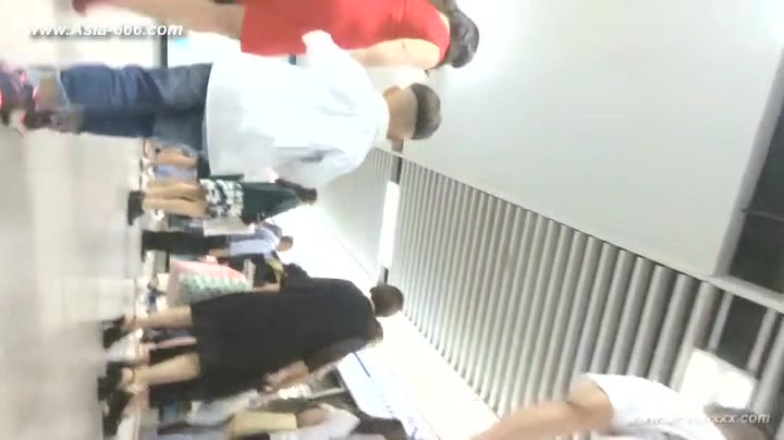 peeping chinese amateur upskirt.50