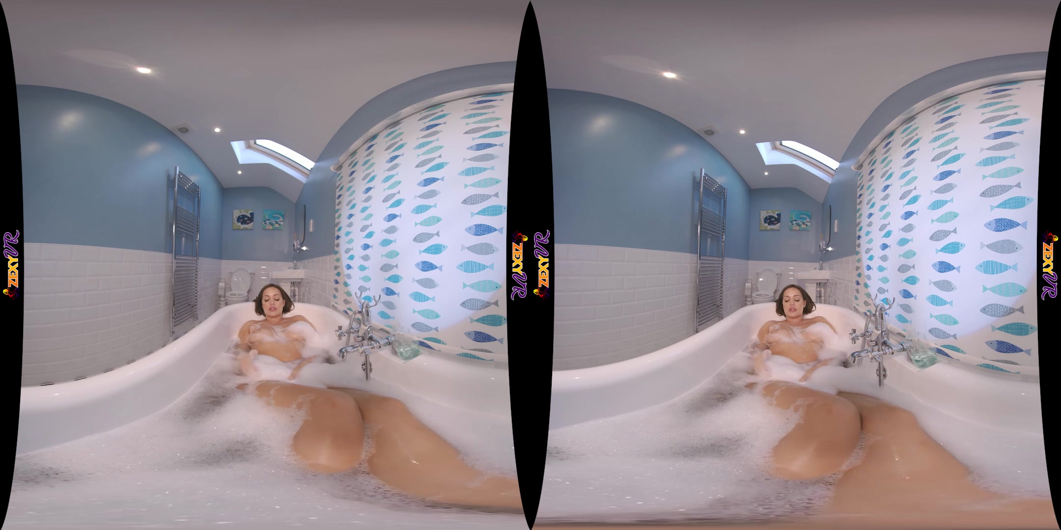 Bathe With Me Pt:2 featuring Frankie L - ZexyVR