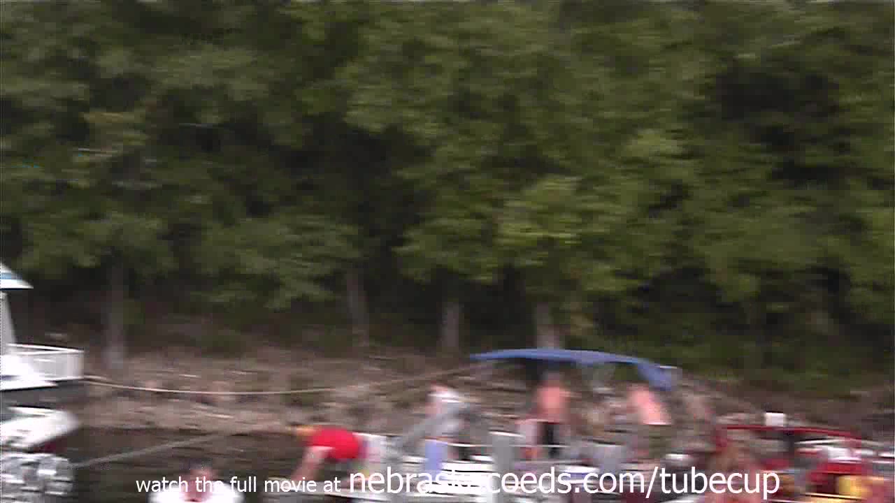 dumb sluts trying to win cash for being the craziest naked girl