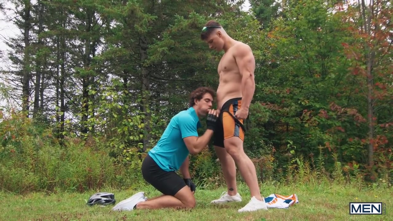 Two-wheel Treasures In The Open Air - Mike Monroe And Malik Delgaty
